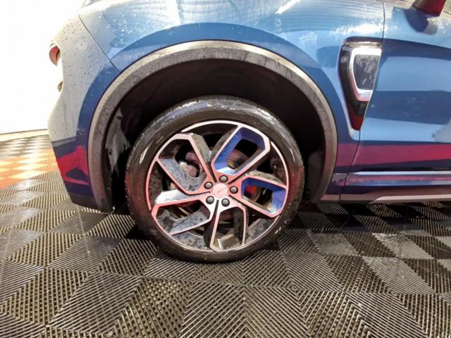 Lynk & Co 01 image 8