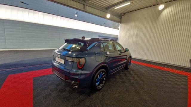 Lynk & Co 01 image 2