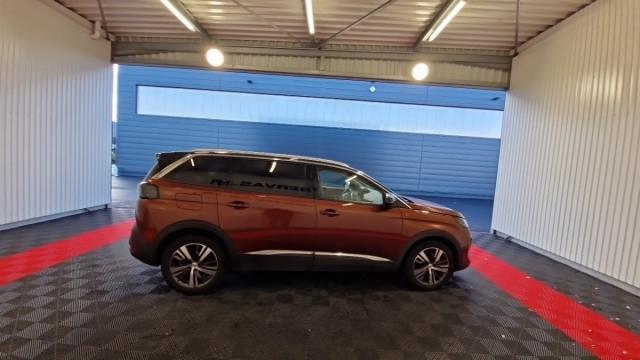Peugeot 5008 image 9