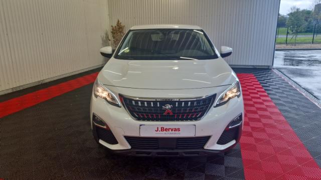 Peugeot 3008 image 2