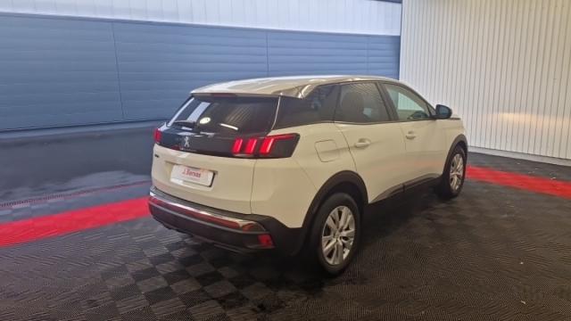 Peugeot 3008 image 1