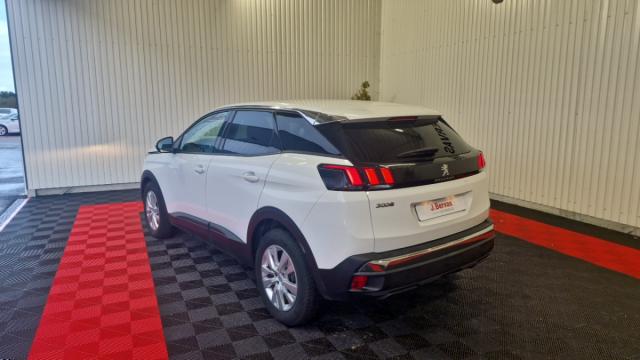 Peugeot 3008 image 3