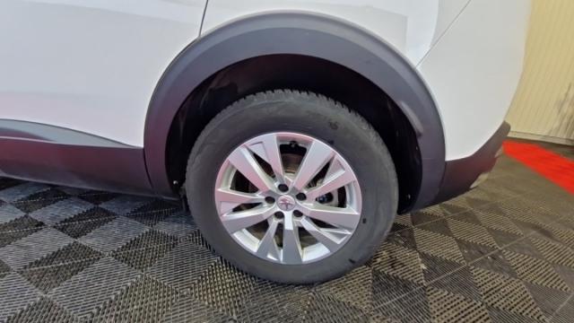 Peugeot 3008 image 6