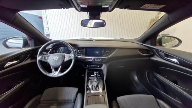 Opel Insignia Sports Tourer image 5