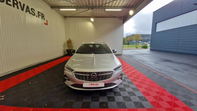 Opel Insignia Sports Tourer image 8