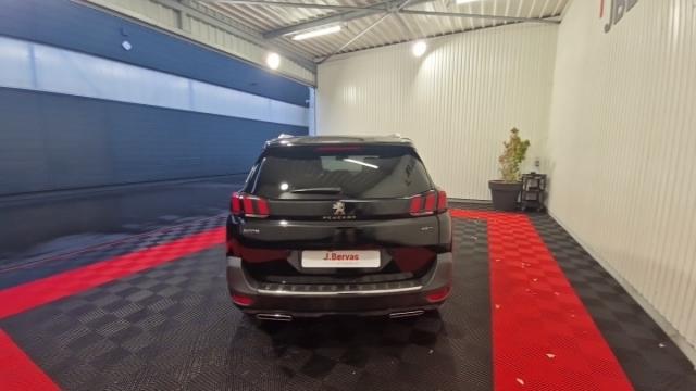 Peugeot 5008 image 1
