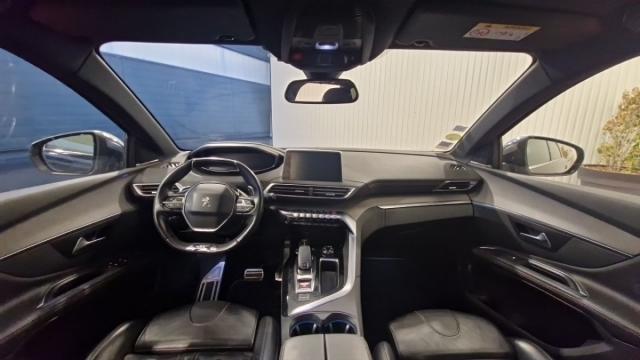 Peugeot 5008 image 2