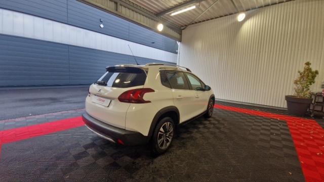 Peugeot 2008 image 5