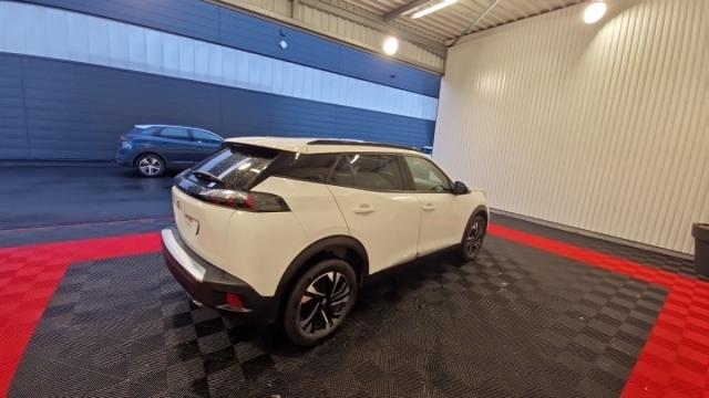 Peugeot 2008 image 3