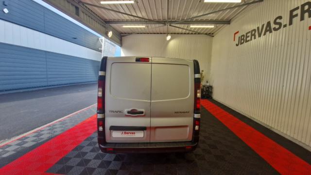 Renault Trafic image 8