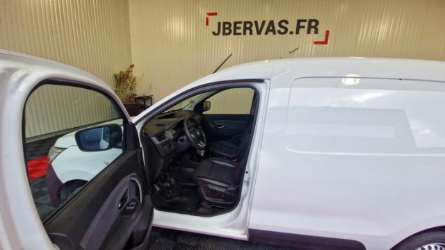 Renault Express Van image 6