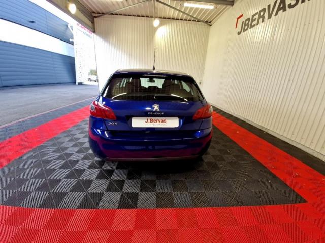 Peugeot 308 image 2