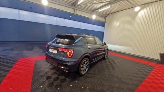 Lynk & Co 01 image 2