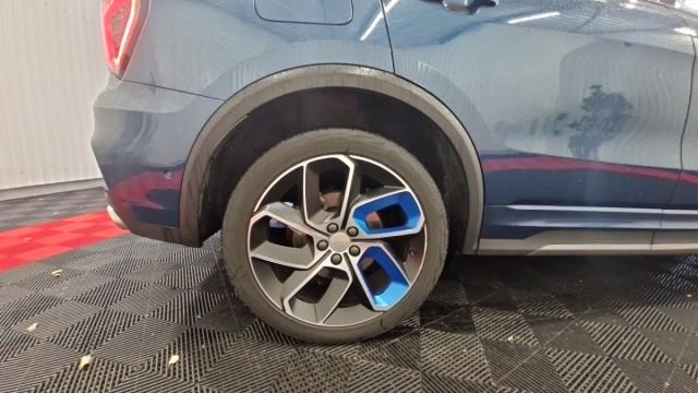 Lynk & Co 01 image 1