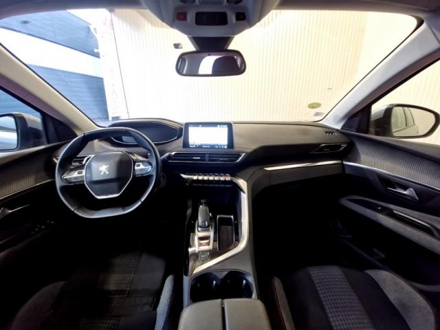 Peugeot 5008 image 4