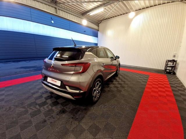 Renault Captur image 2