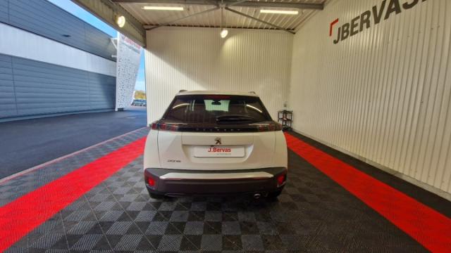 Peugeot 2008 image 6