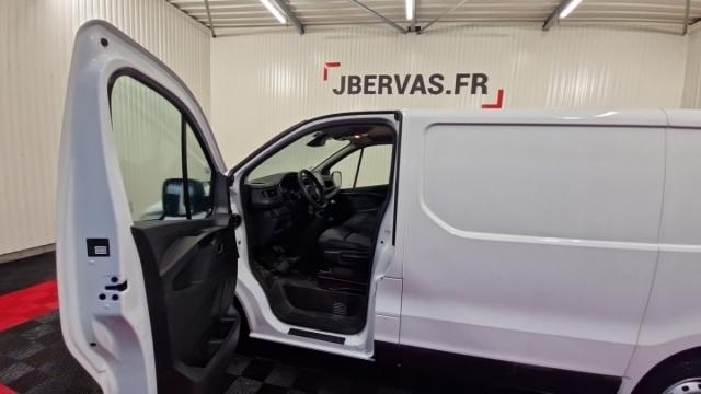 Renault Trafic image 9