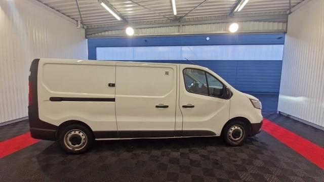 Renault Trafic image 8