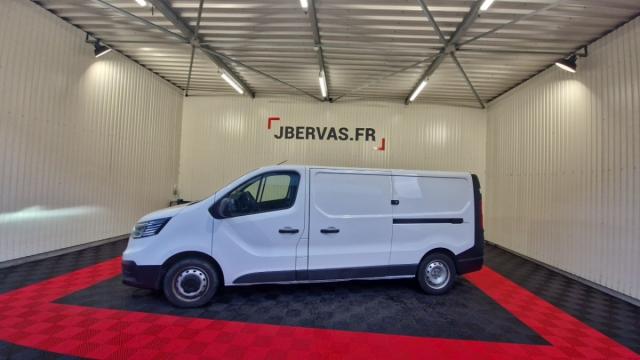 Renault Trafic image 3