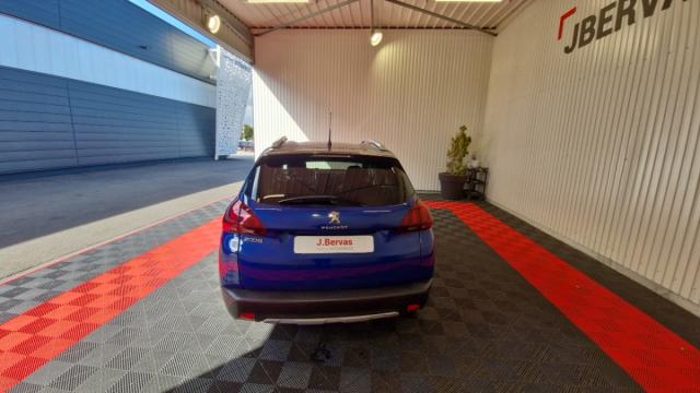 Peugeot 2008 image 3