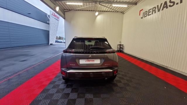 Peugeot 2008 image 8