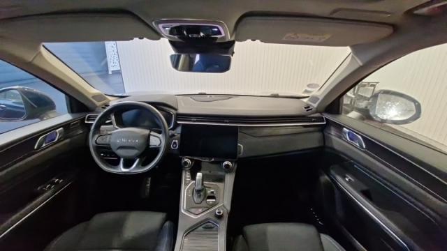 Lynk & Co 01 image 8