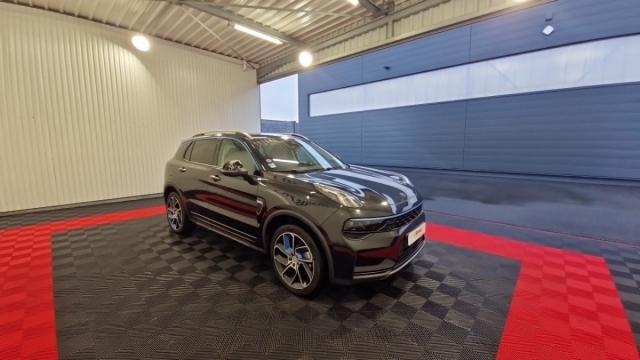 Lynk & Co 01 image 5