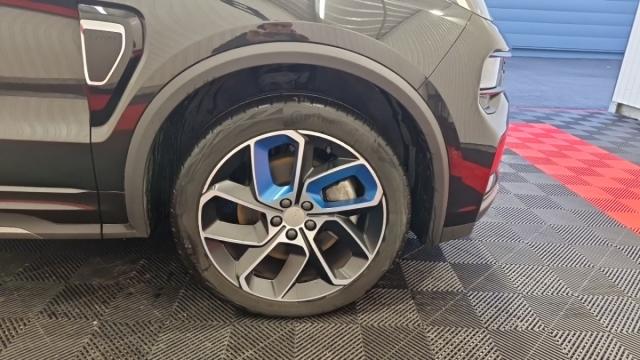 Lynk & Co 01 image 9