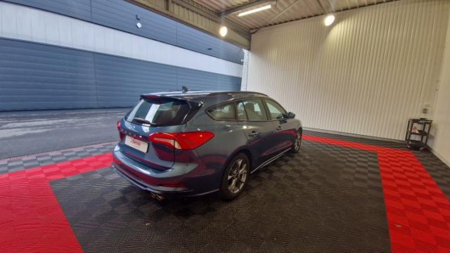 Ford Focus image 5
