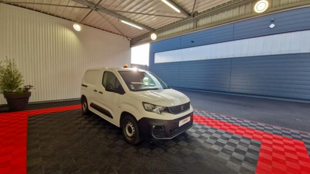 Peugeot Partner image 1