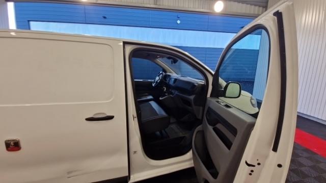 Citroen Jumpy image 2