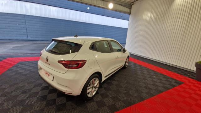 Renault Clio image 2