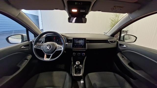 Renault Clio image 9