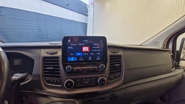 Ford Transit Custom image 7