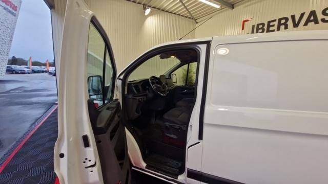 Ford Transit Custom image 2