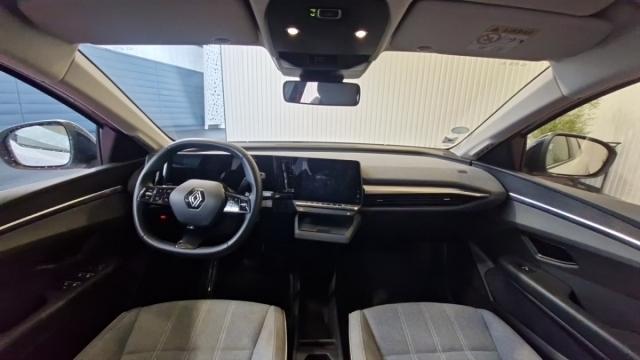 Renault Mégane E-Tech image 1