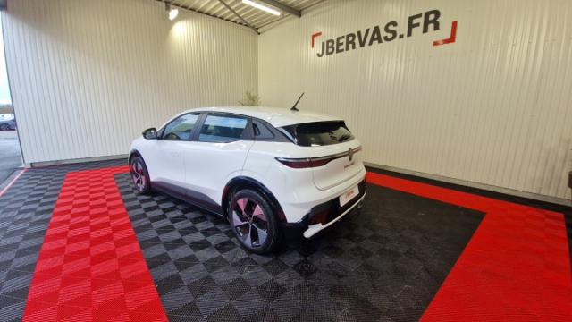 Renault Mégane E-Tech image 9