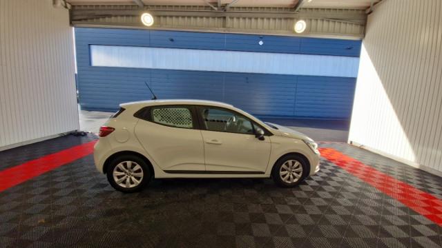 Renault Clio image 2