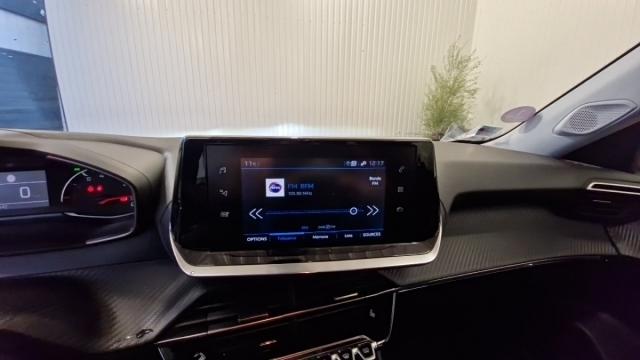 Peugeot 2008 image 3