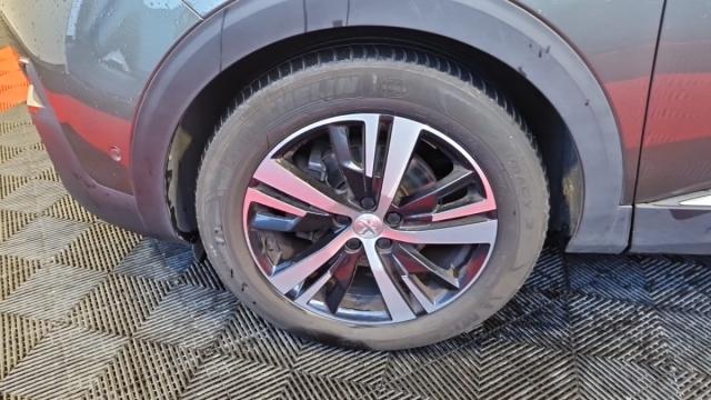 Peugeot 3008 image 1