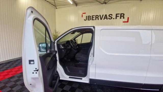 Renault Trafic image 2