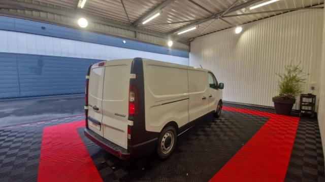 Renault Trafic image 1