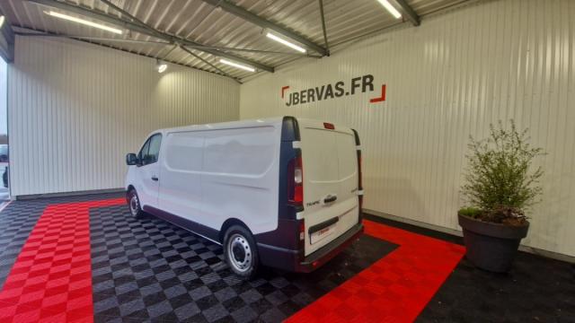 Renault Trafic image 4