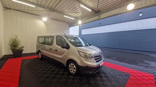 Renault Trafic image 2