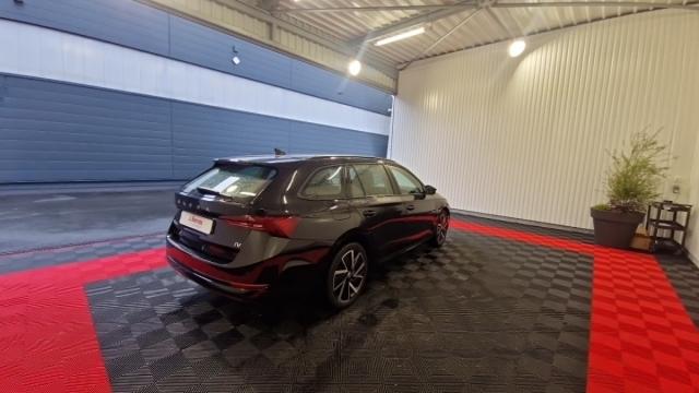 Skoda Octavia image 5