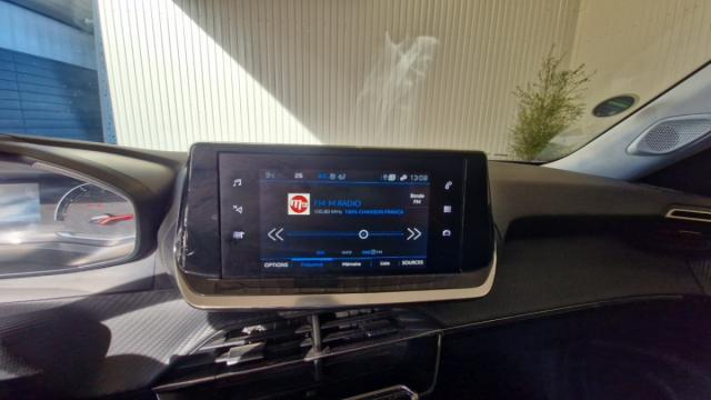 Peugeot 2008 image 6