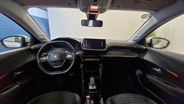 Peugeot E-208 image 7