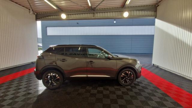 Peugeot 2008 image 9