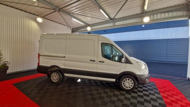 Ford Transit image 1